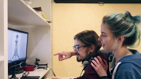 Просит брата ботана дать списать физику взамен на секс